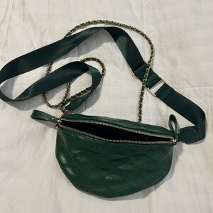 Urban Republic Emerald Quilted Crossbody Belt Bag with Gold Chain Detail